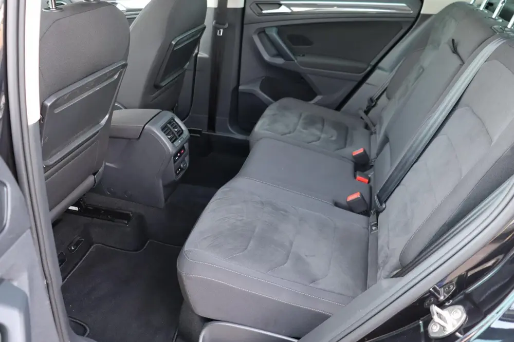 Volkswagen Tiguan 1.5 TSI ACT Comfortline Business orgNL sch uit 2020, foto 11
