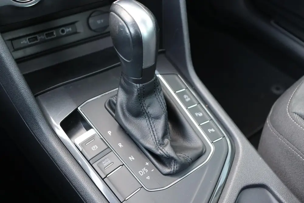 Volkswagen Tiguan 1.5 TSI ACT Comfortline Business orgNL sch uit 2020, foto 17