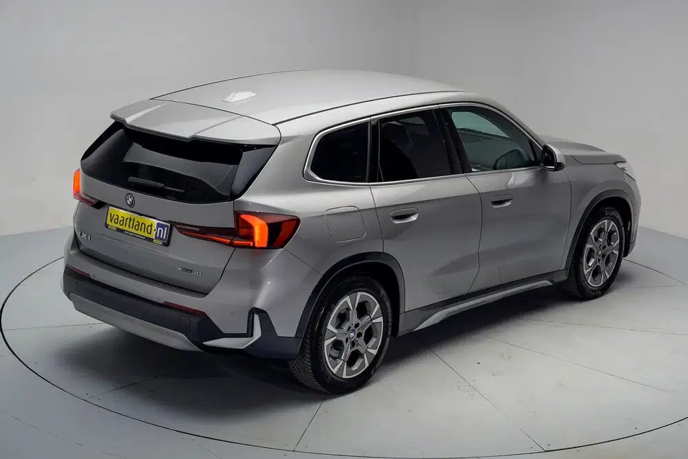 BMW iX1 xDrive30 Executive [ LED Leder Navi Camera uit 2023, foto 13