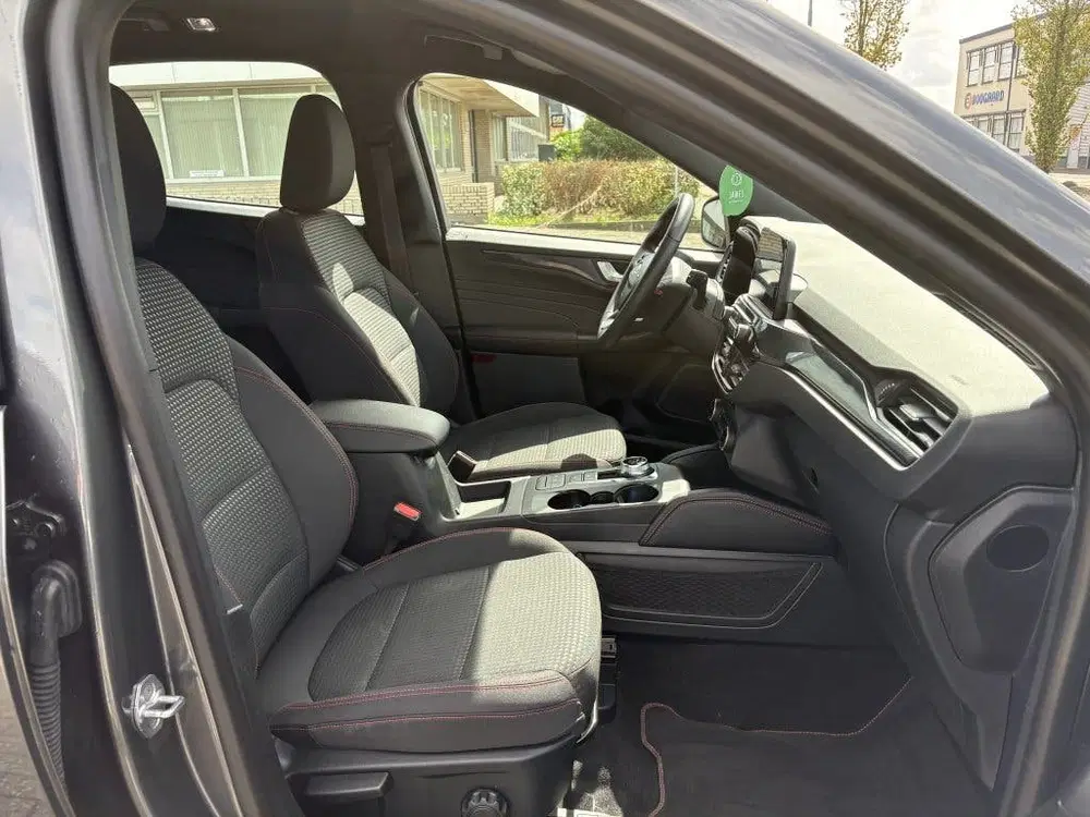 Ford Kuga 2.5 PHEV ST-Line (bj 2023 uit 2023, foto 15