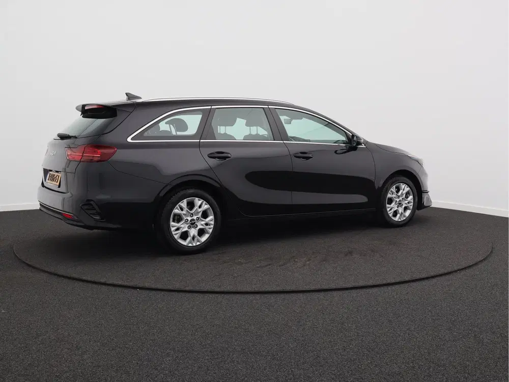 Kia Ceed 1.0 T-GDi DynamicLine uit 2023, foto 20