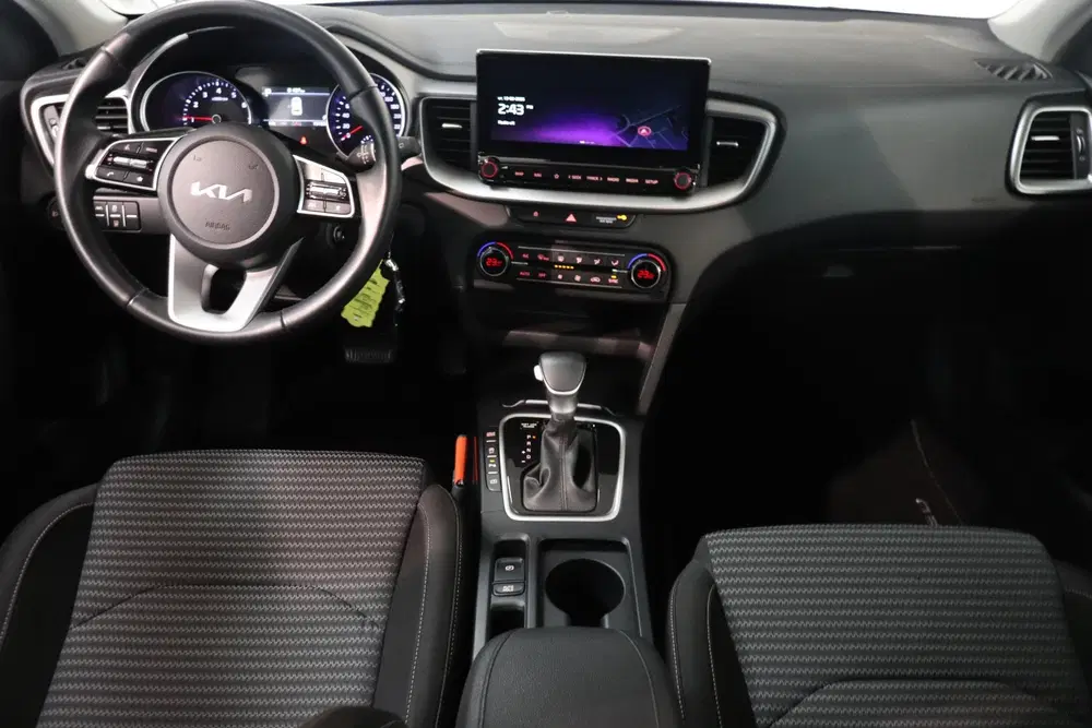Kia Ceed 1.0 T-GDi MHEV DynamicLine uit 2024, foto 3