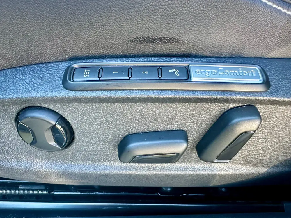 Volkswagen Passat Variant VW Passat GTE | Panorama HUD Dynaudio Massage MatrixLED 360 uit 2020, foto 10