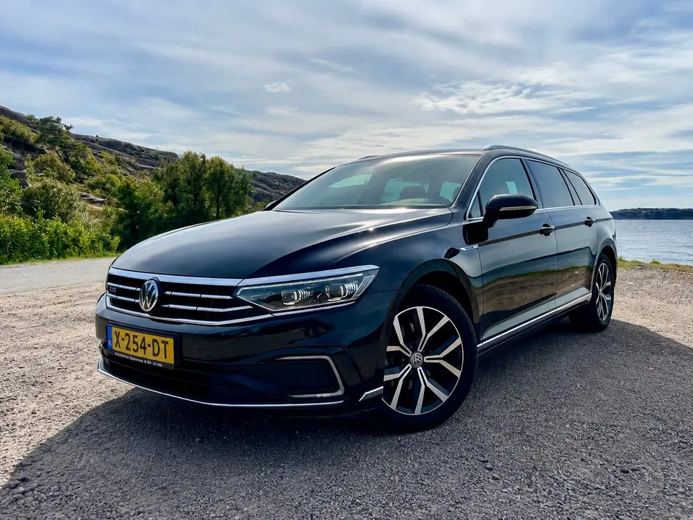 Volkswagen Passat Variant VW Passat GTE | Panorama HUD Dynaudio Massage MatrixLED 360 uit 2020, foto 6