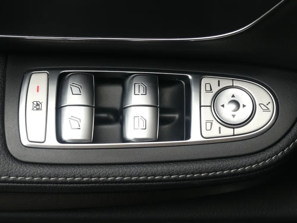Mercedes-Benz V-Klasse 300d Extra Lang Dubbel Cabine Adaptiv uit 2023, foto 10