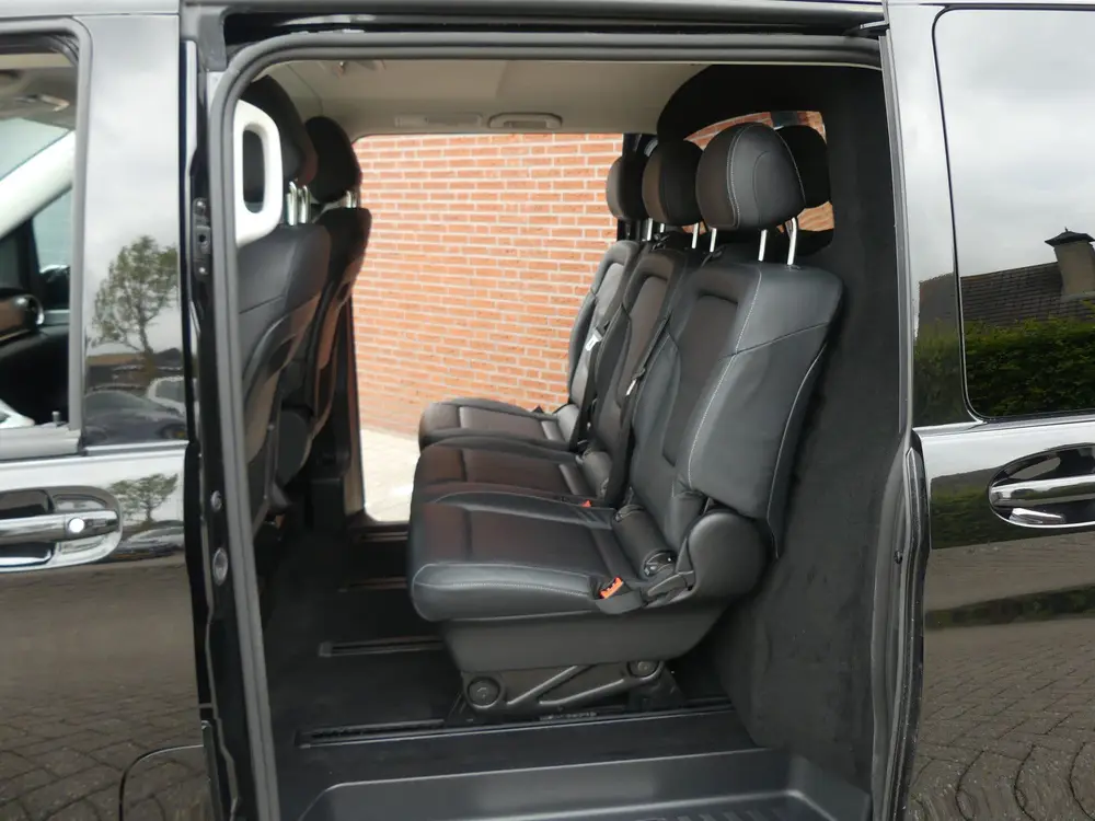 Mercedes-Benz V-Klasse 300d Extra Lang Dubbel Cabine Adaptiv uit 2023, foto 6
