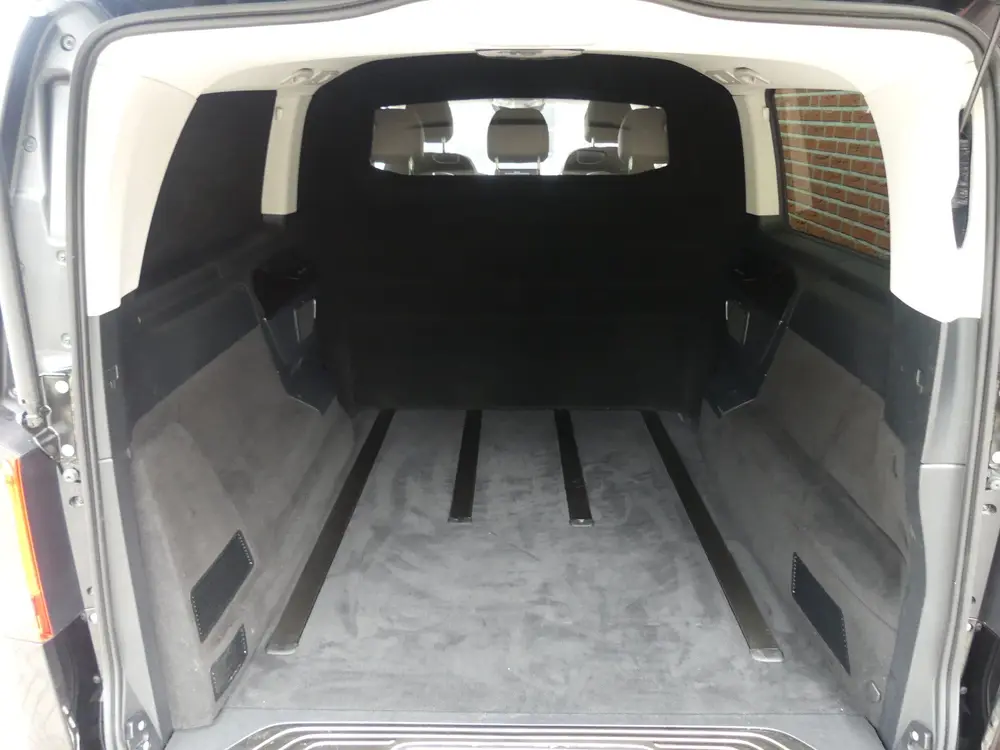 Mercedes-Benz V-Klasse 300d Extra Lang Dubbel Cabine Adaptiv uit 2023, foto 7