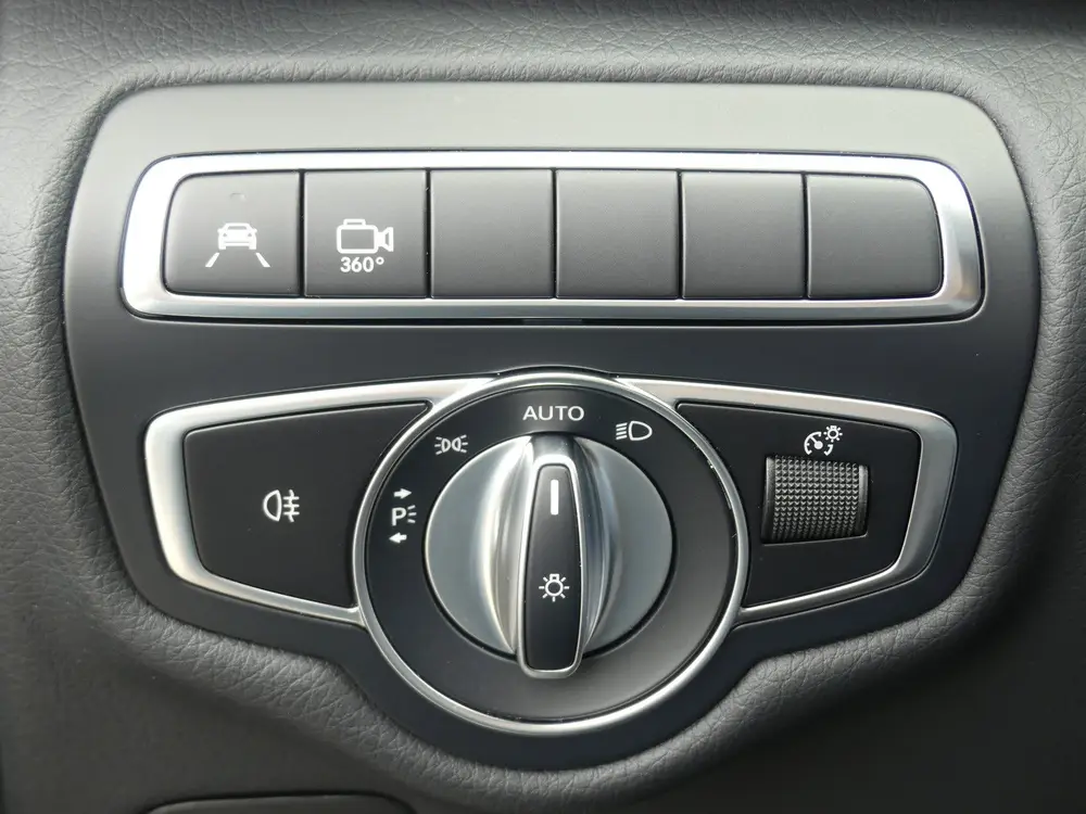 Mercedes-Benz V-Klasse 300d Extra Lang Dubbel Cabine Adaptiv uit 2023, foto 9