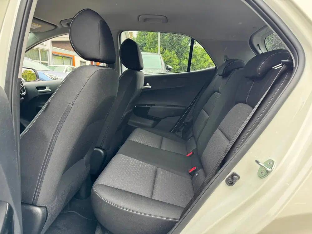 Kia Picanto 1.0 DPi DynamicPlusLine uit 2023, foto 15