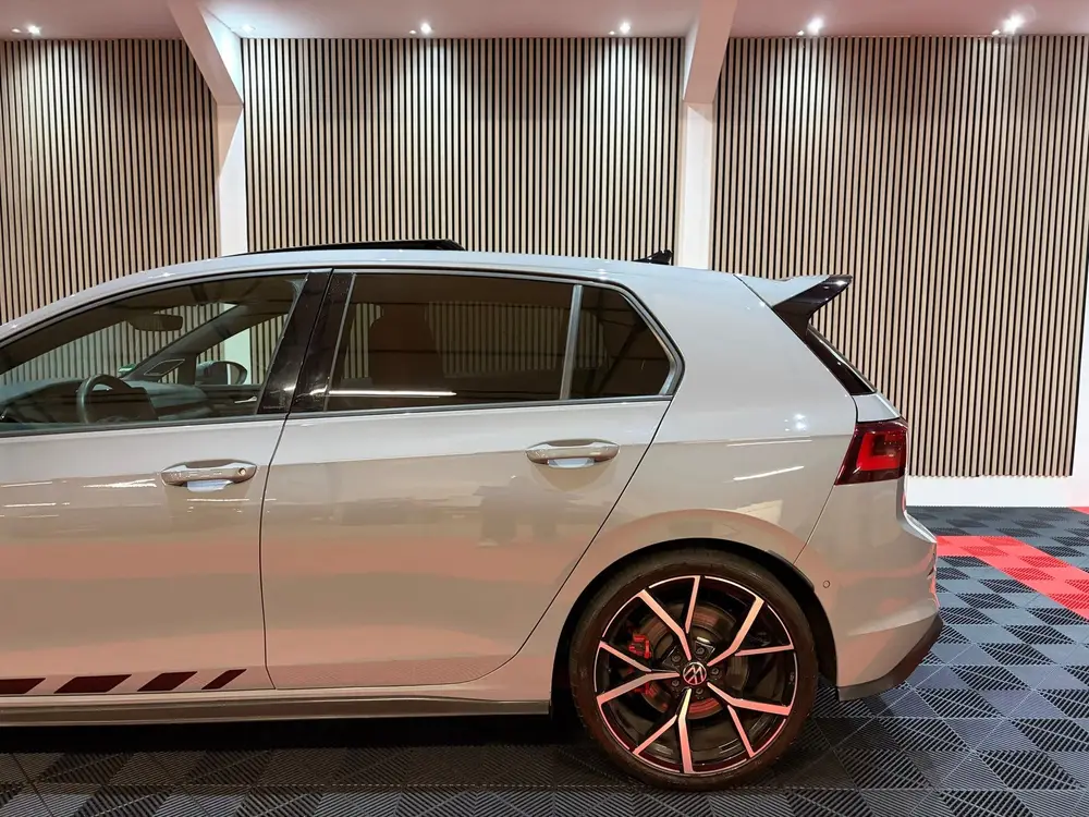 Volkswagen Golf 2.0 TSI GTI Clubsport Pano Camera Keyless AC uit 2022, foto 11