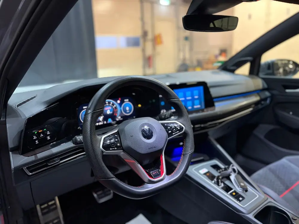 Volkswagen Golf 2.0 TSI GTI Clubsport Pano Camera Keyless AC uit 2022, foto 17