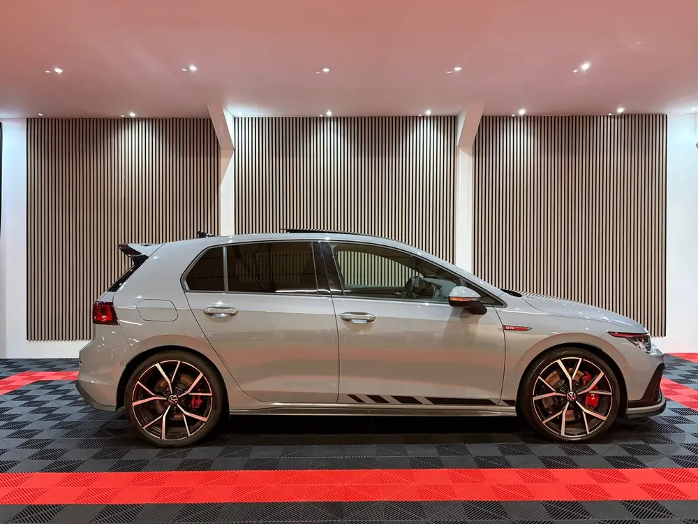 Volkswagen Golf 2.0 TSI GTI Clubsport Pano Camera Keyless AC uit 2022, foto 7