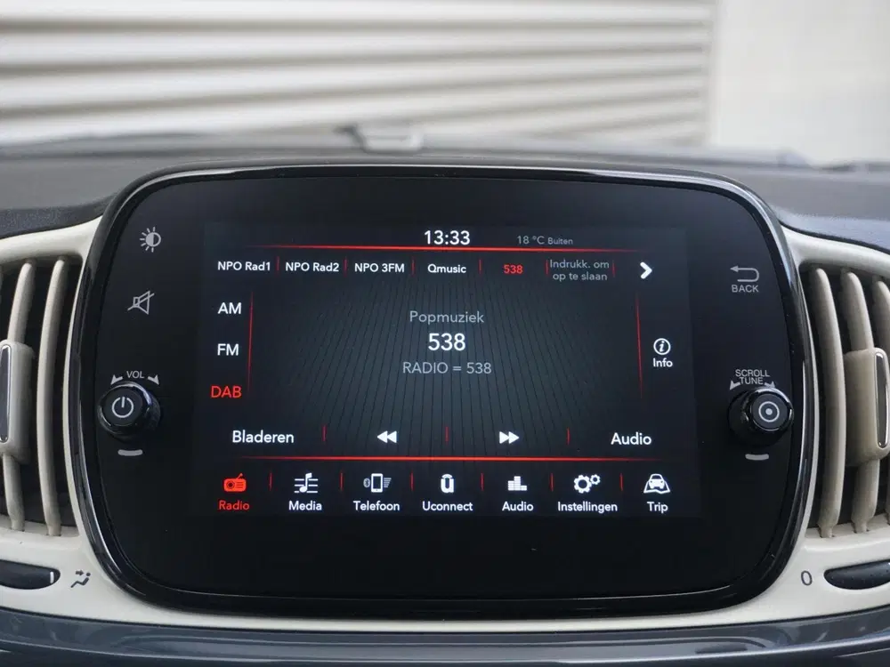 Fiat 500 1.0 Hybrid Lounge uit 2021, foto 17