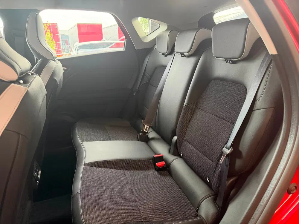 Mitsubishi ASX 1.6 PHEV AT Instyle uit 2025, foto 13