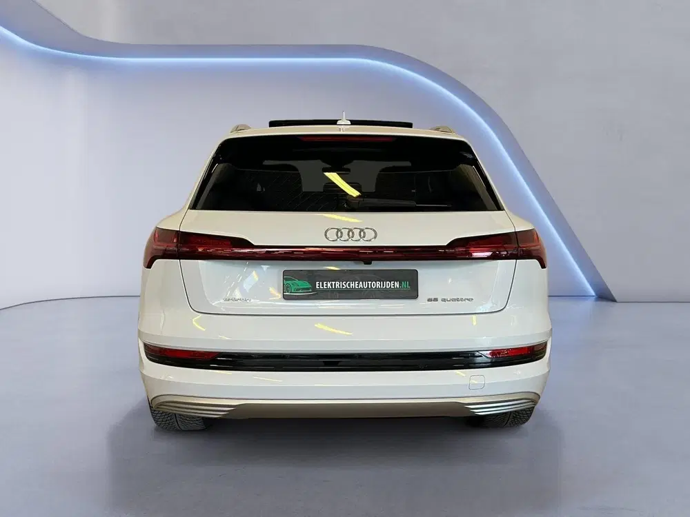 Audi e-tron 55 quattro Business edition Plus 95 kWh uit 2021, foto 6
