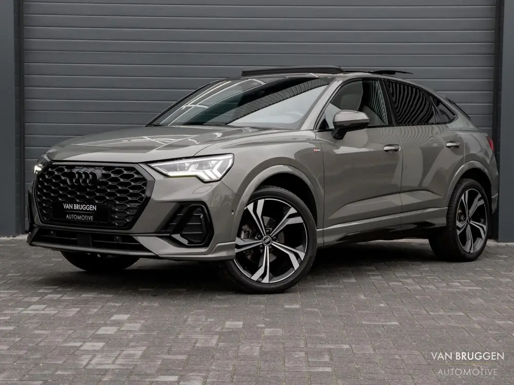 Audi Q3 35 TFSI S-Line Pano B&O Camera Keyless Tre uit 2021