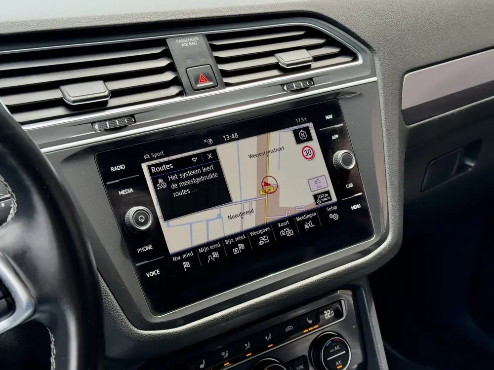 Volkswagen Tiguan Allspace 1.5 TSI AUT7 3X R-LINE.VOL-LEDER uit 2020, foto 6