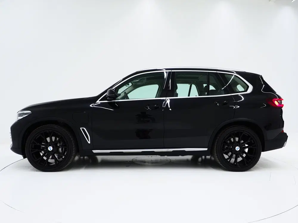 BMW X5 xDrive45e High Executive uit 2021, foto 2