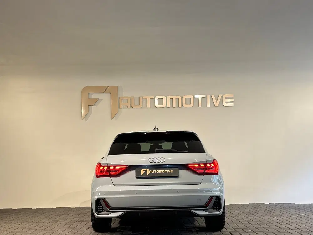 Audi A1 30 TFSI Pro Line S Stoelverwarming uit 2020, foto 8