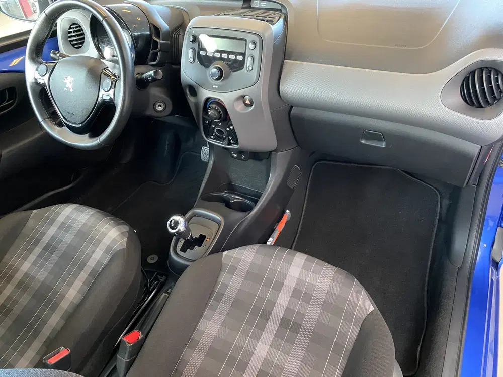 Peugeot 108 1.0 e-VTiAutomaat uit 2019, foto 17