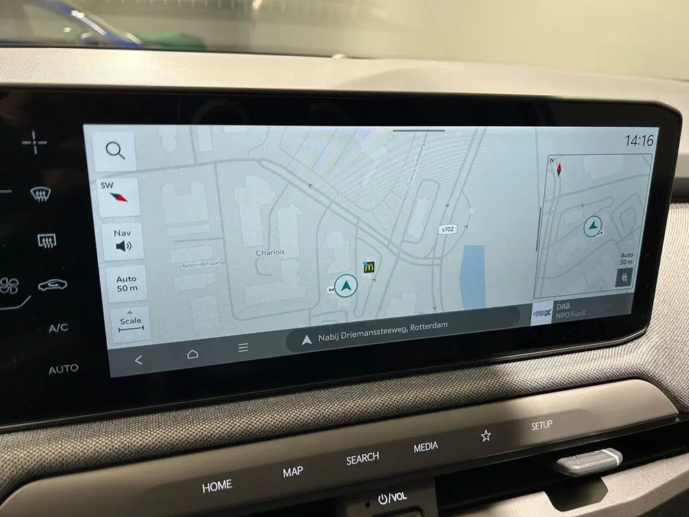 Kia EV3 81 uit 2025, foto 12