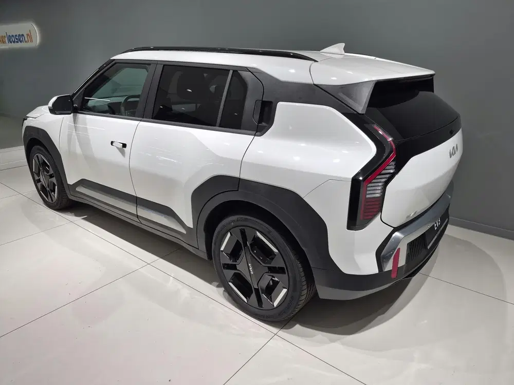 Kia EV3 81 uit 2025, foto 3