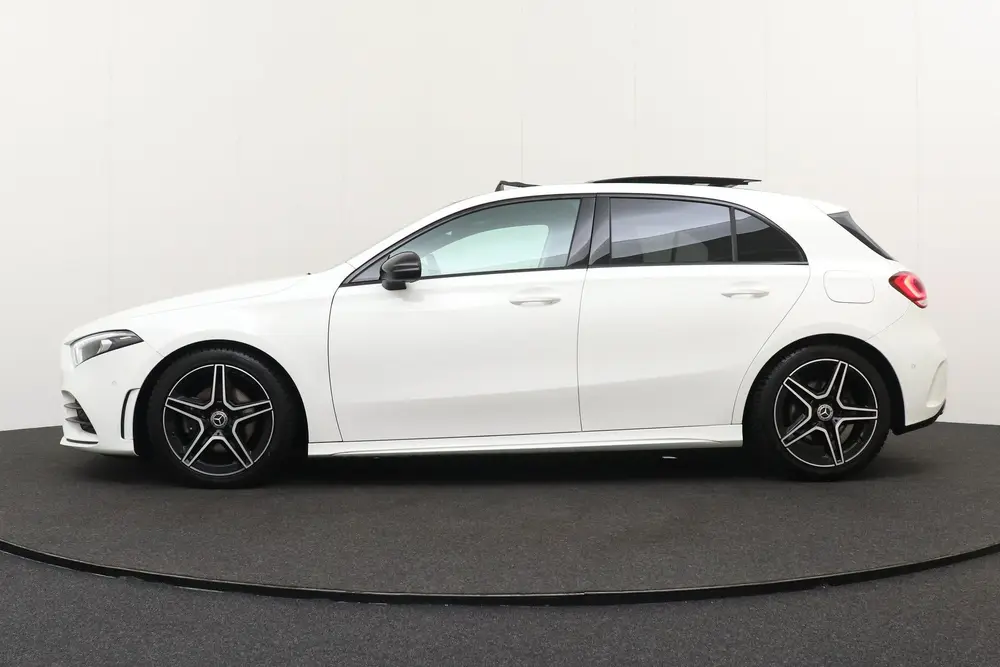 Mercedes-Benz A-Klasse 200 164 PK Aut. AMG Night-Pack Pano-d uit 2019, foto 5