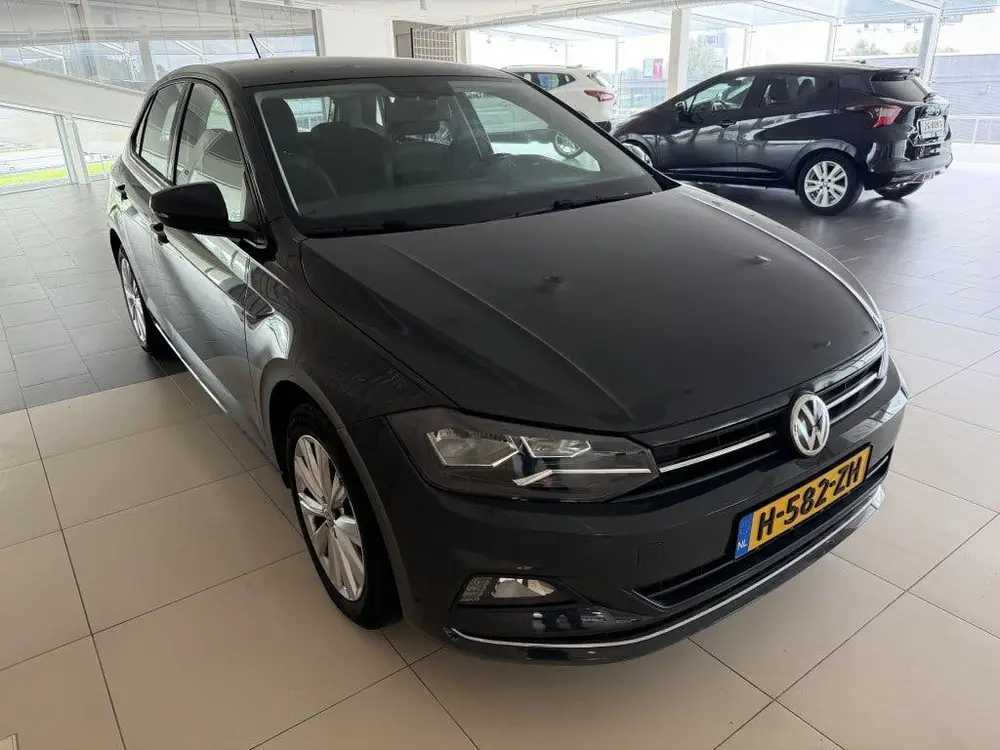 Volkswagen Polo 1.0 TSI Highline (bj 2020) uit 2020, foto 2