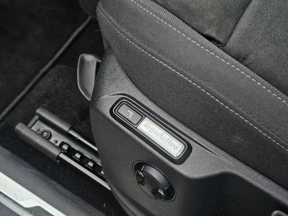 Volkswagen Tiguan 1.5 TSI DSG Highline R-Line PANO DIGID ADA uit 2020, foto 15