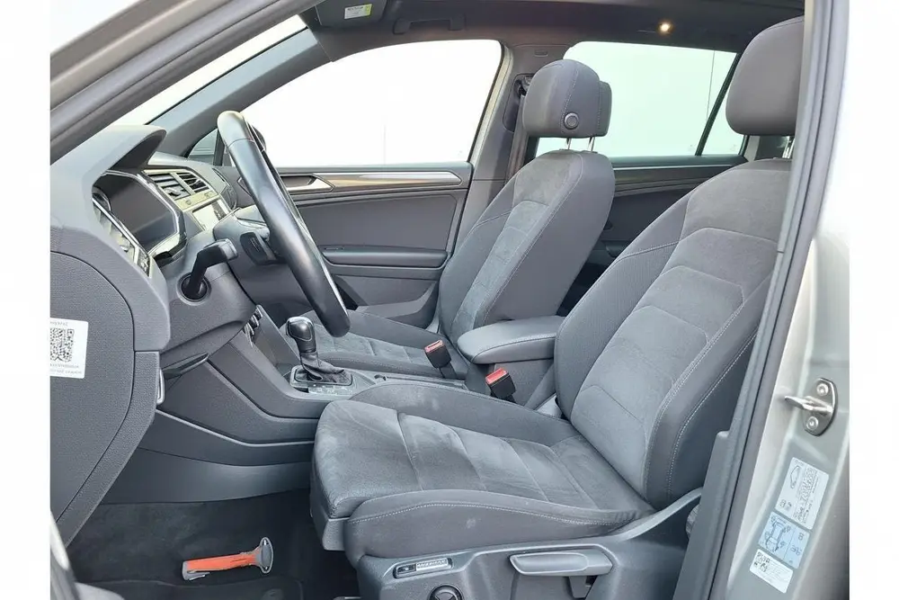 Volkswagen Tiguan 1.5 TSI DSG Highline R-Line PANO DIGID ADA uit 2020, foto 4