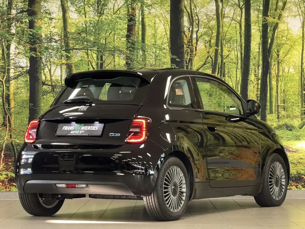 Fiat 500 Icon 42 kWh uit 2022, foto 5