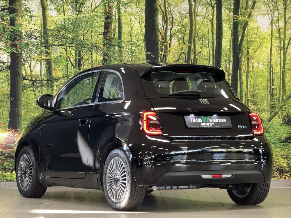 Fiat 500 Icon 42 kWh uit 2022, foto 7