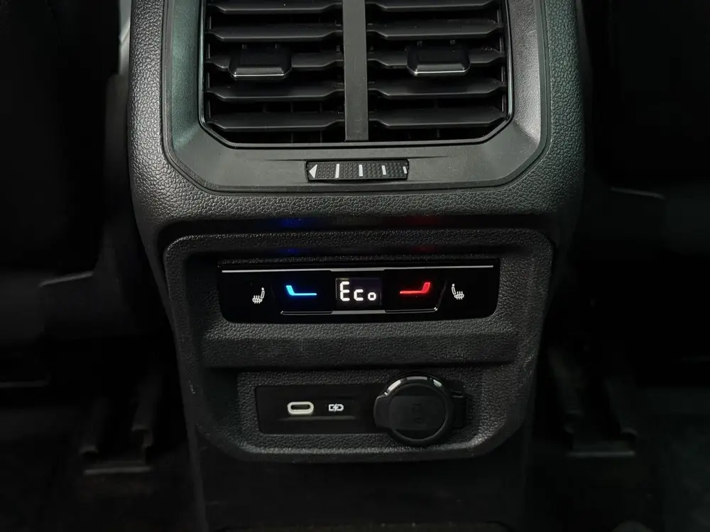 Volkswagen Tiguan 1.4 TSI eHybrid R-Line Business+ | Leer | uit 2022, foto 17