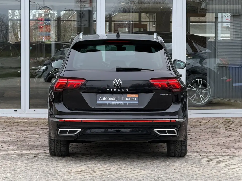 Volkswagen Tiguan 1.4 TSI eHybrid R-Line Business+ | Leer | uit 2022, foto 3