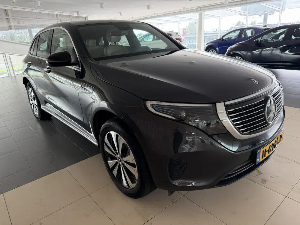 Mercedes-Benz EQC 400 4MATIC Business Solution 80 kWh SOH 96 uit 2021, foto 2