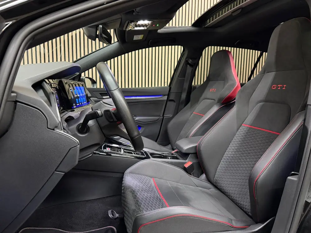 Volkswagen Golf 2.0 TSI GTI Clubsport 2024 DSG PANO IQ-LIGHT uit 2024, foto 13