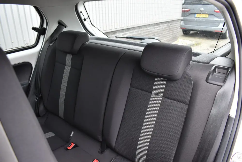 Volkswagen Up! 1.0 BMT high up! Cruise, PDC, A/C, Multi. stu uit 2019, foto 16