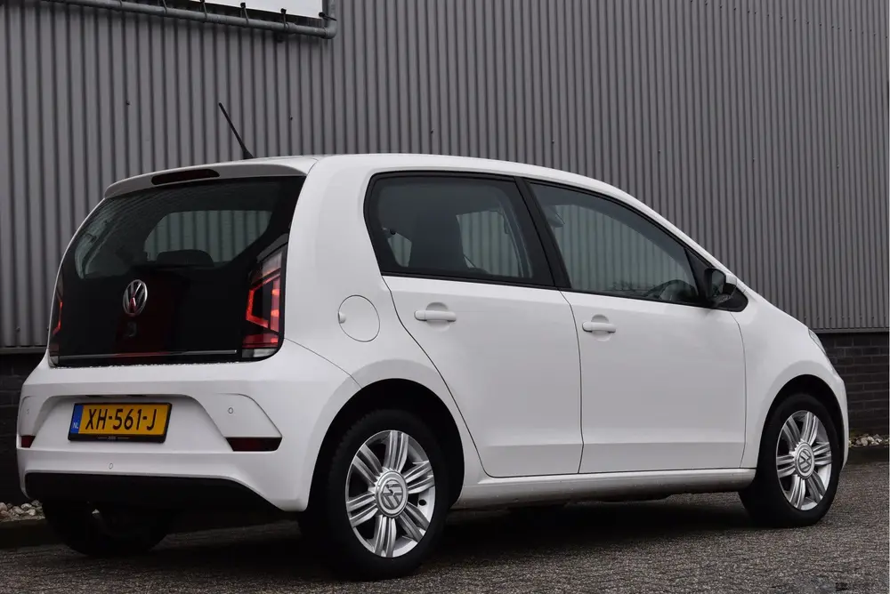 Volkswagen Up! 1.0 BMT high up! Cruise, PDC, A/C, Multi. stu uit 2019, foto 18