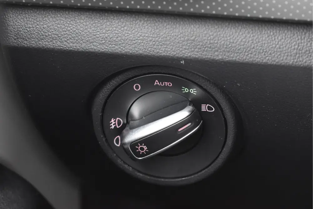Volkswagen Up! 1.0 BMT high up! Cruise, PDC, A/C, Multi. stu uit 2019, foto 20