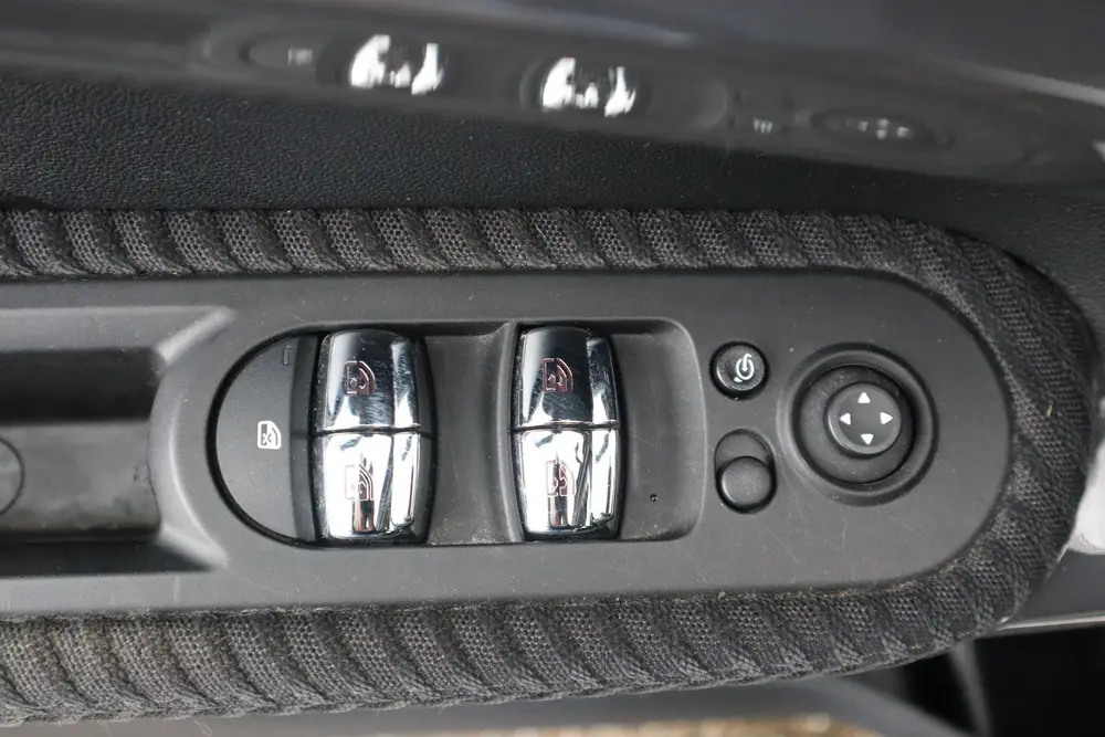 Mini Countryman 1.5 COOPER S E ALL4 PEPPER APPLE CARPLAY|NAV uit 2019, foto 18