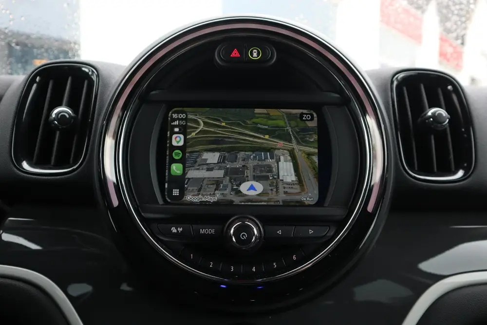 Mini Countryman 1.5 COOPER S E ALL4 PEPPER APPLE CARPLAY|NAV uit 2019, foto 8