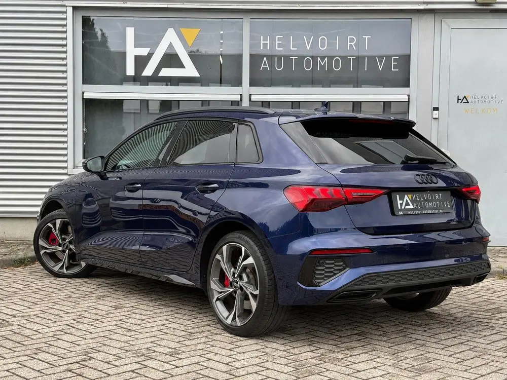 Audi A3 45 TFSI e S edit Competition uit 2022, foto 5