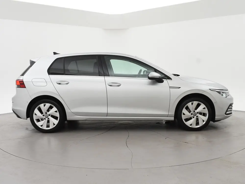 Volkswagen Golf 1.5 eTSI 150 PK STYLE AUT. + MASSAGE | SFEER uit 2020, foto 17