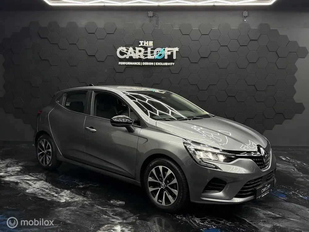 Renault Clio 1.6 E-Tech Hybrid uit 2023