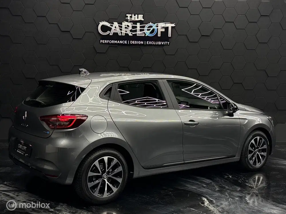Renault Clio 1.6 E-Tech Hybrid uit 2023, foto 4