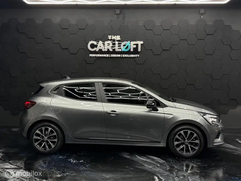 Renault Clio 1.6 E-Tech Hybrid uit 2023, foto 5