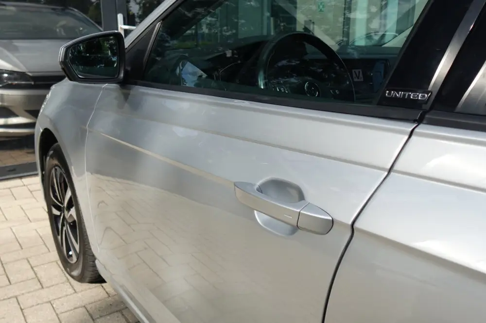 Volkswagen Polo 1.0 TSI Highline United ACC FRONT ASSIST PDC uit 2021, foto 6