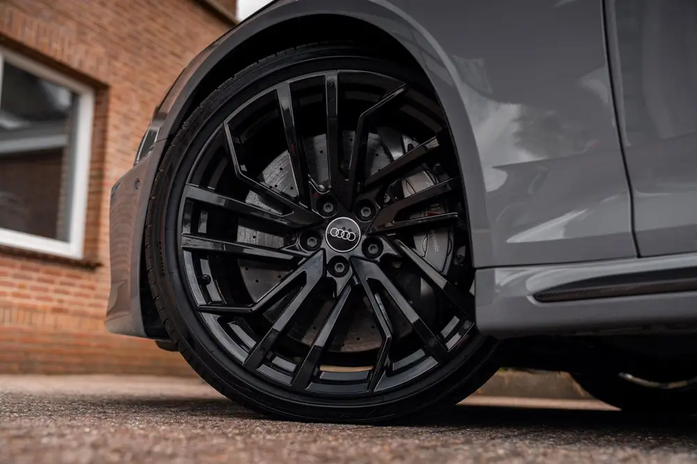 Audi RS4 2.9 TFSI Quattro uit 2021, foto 3