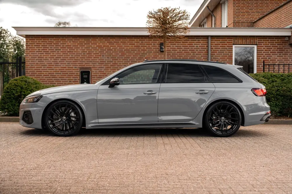 Audi RS4 2.9 TFSI Quattro uit 2021, foto 5