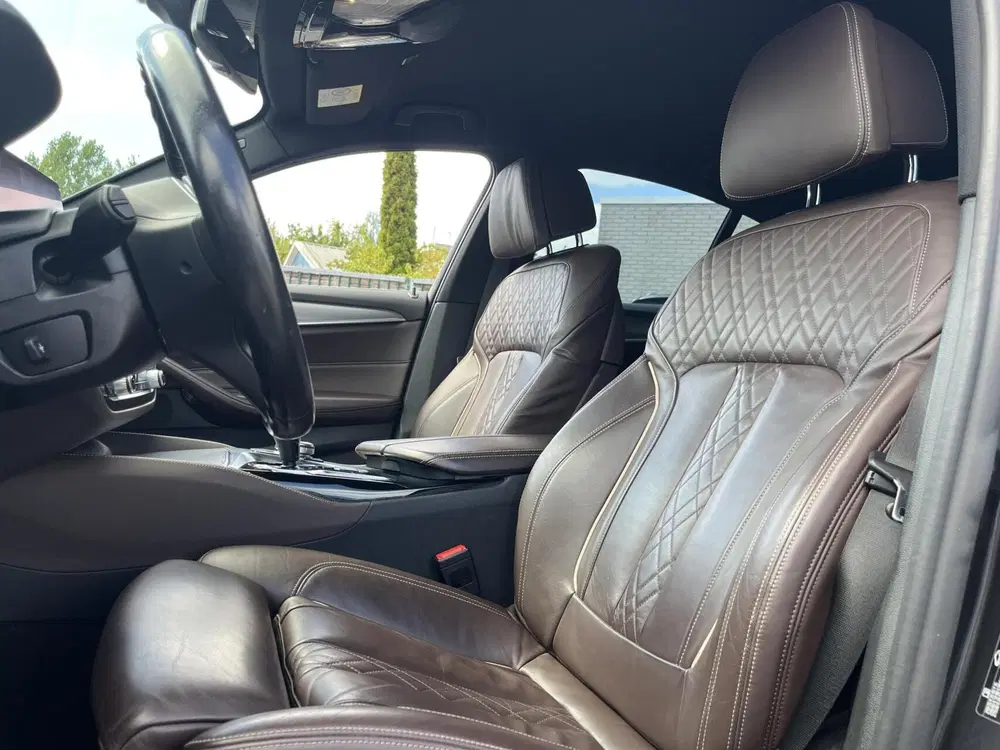 BMW 5-serie 520i M-SPORT NL AUTO NAPPA+MEMORY+19INCH N uit 2019, foto 7